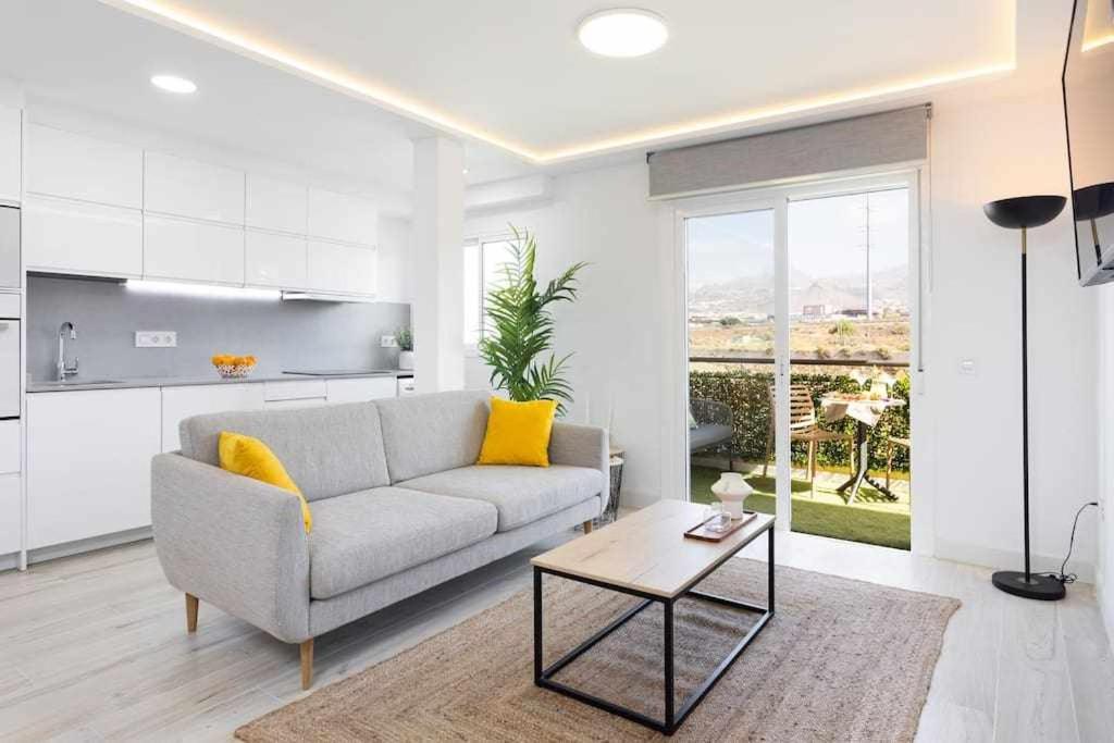 Sunnyland Apartment Arona Cho Luaran gambar
