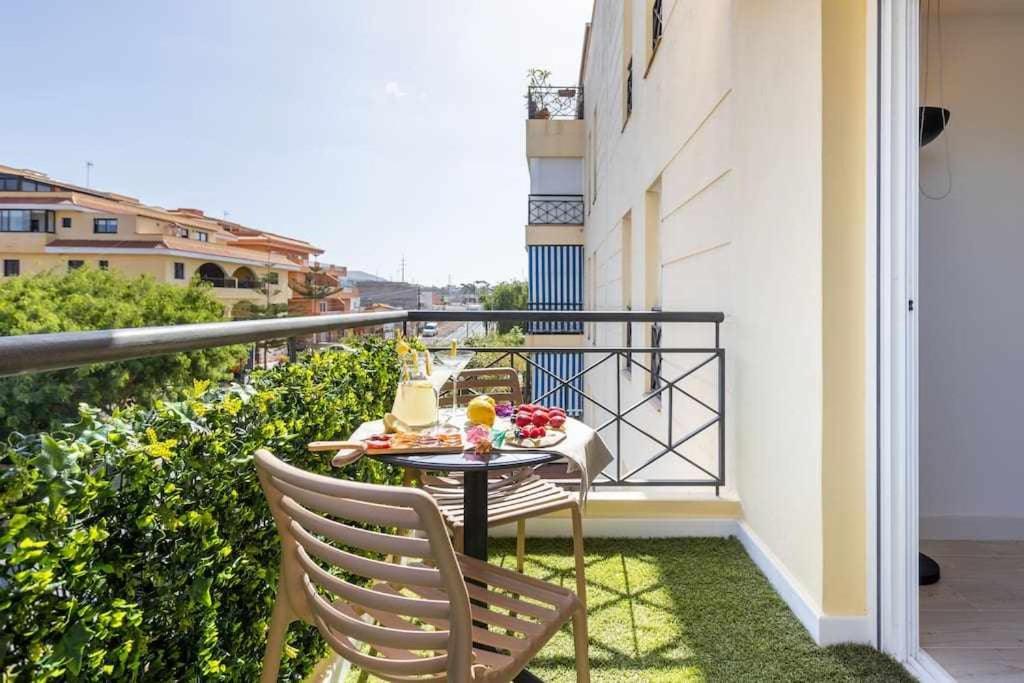Sunnyland Apartment Arona Cho Luaran gambar