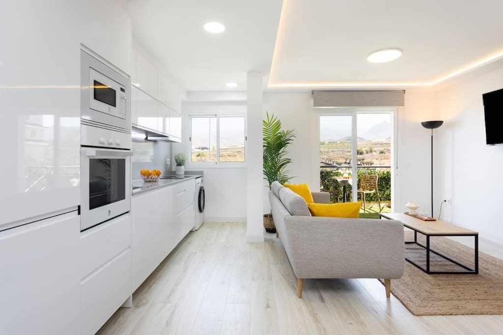 Sunnyland Apartment Arona Cho Luaran gambar